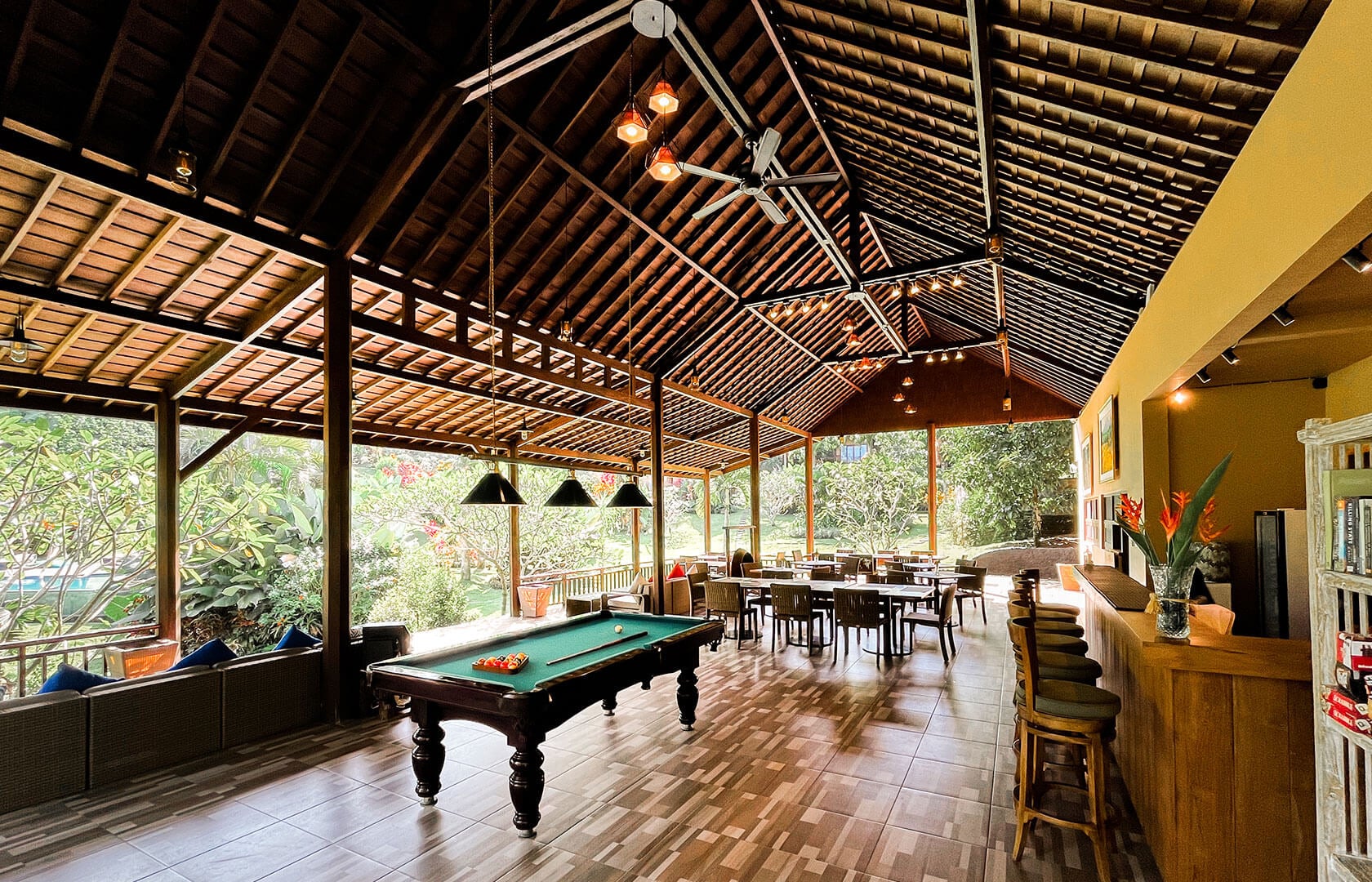 7 dagars lyxig retreat med tropisk regnskog, yoga och välmående på Bali