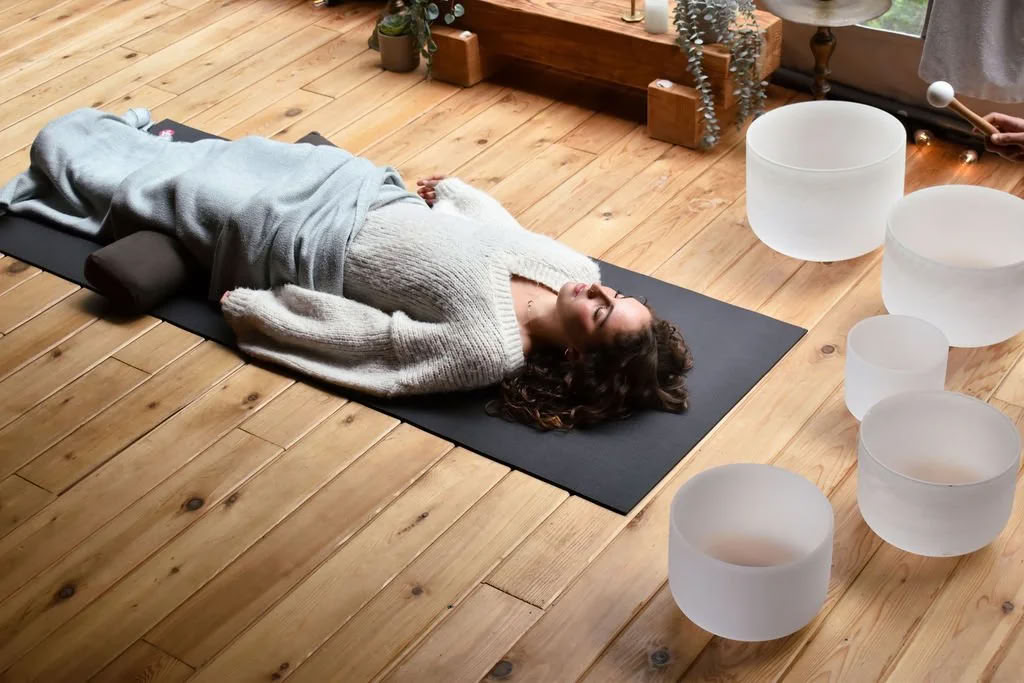 Sommarsolståndets yin- och ljudbad — Nectar Yoga