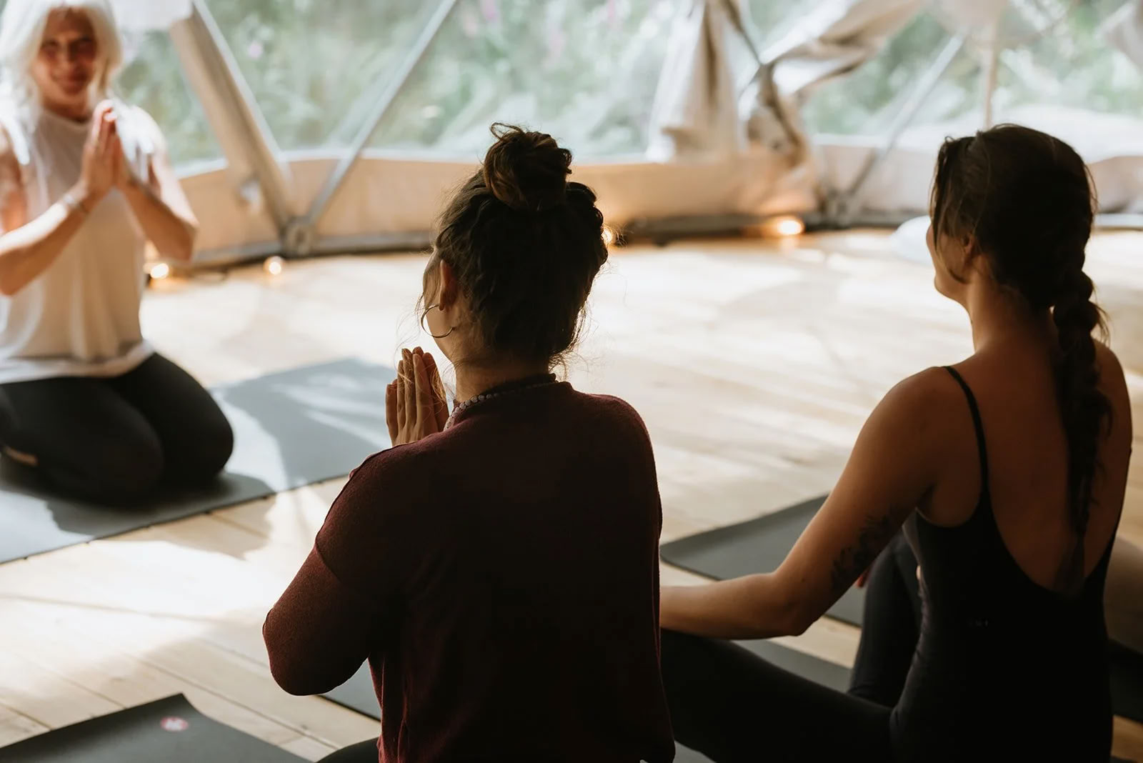 Äkta natur-retreat med Tish Hilyer — Nectar Yoga