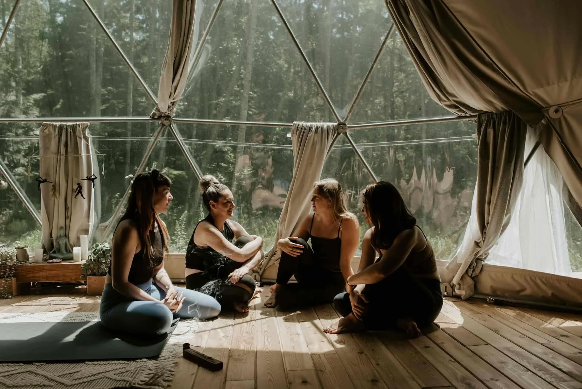 Evolverande yogaretreat