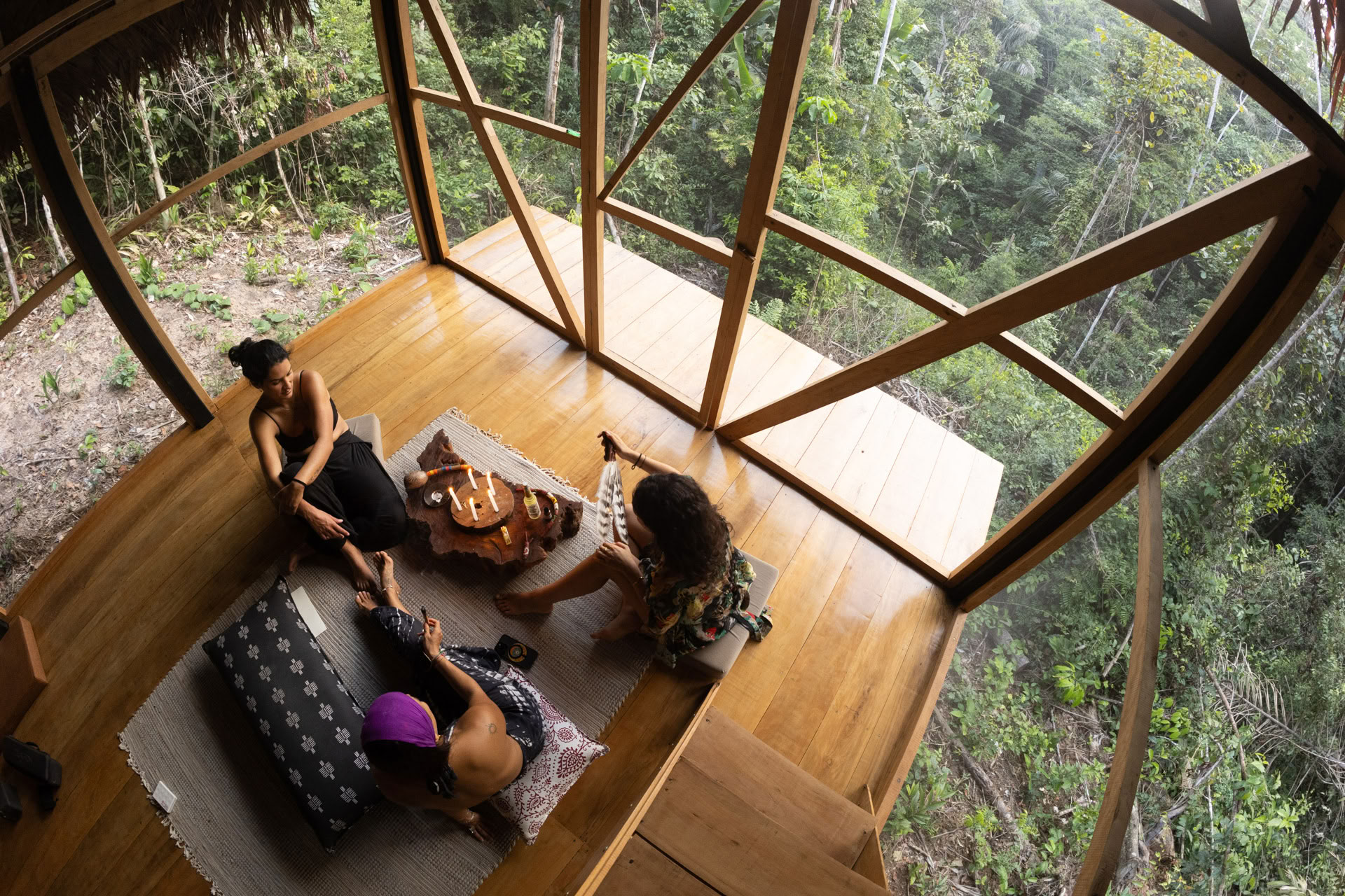 Öppet ayahuaskaretreat hos Psychonauta Tribe