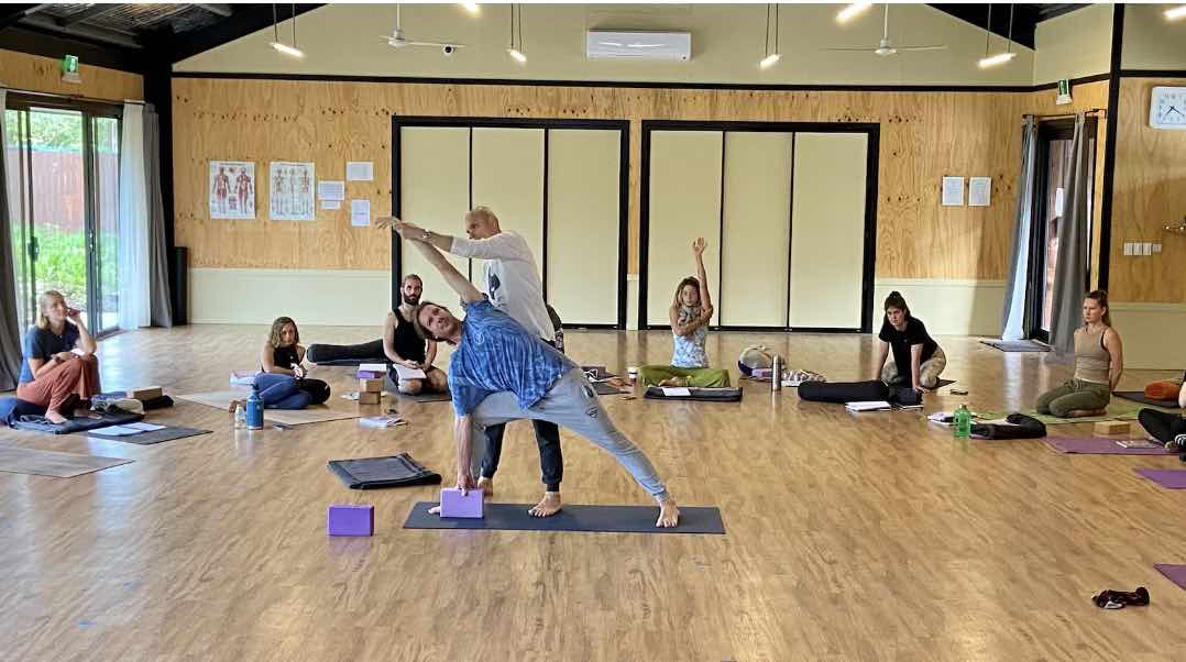 Yoga lärarutbildning nivå 2 (RYT-300) – del 1