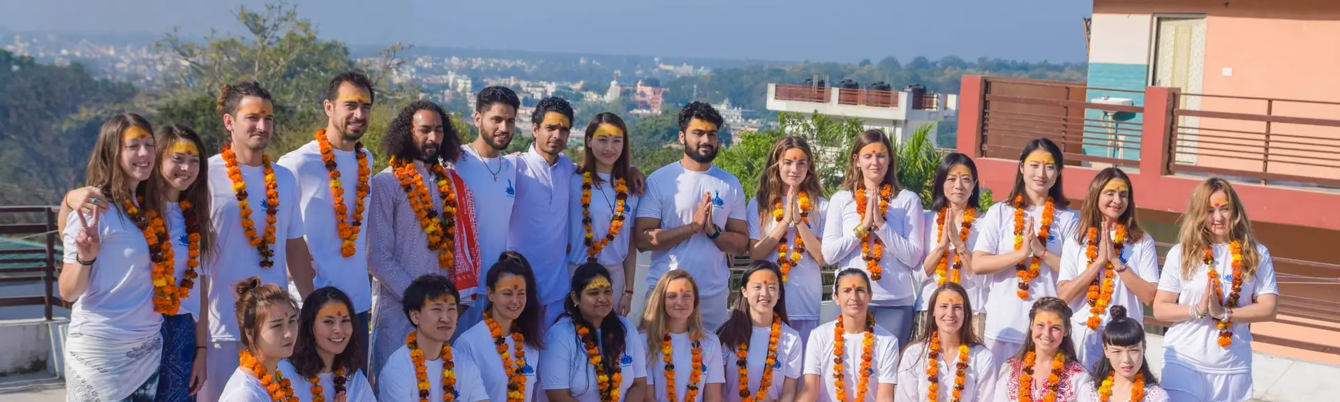 200-timmars yogalärarutbildning i Rishikesh – 1 juni till 26 juni 2026