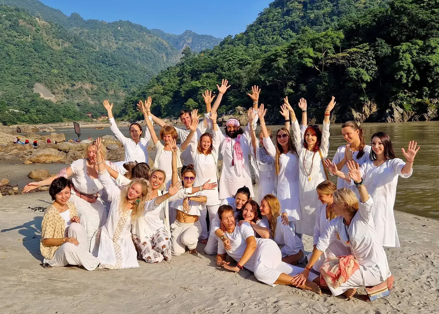 200-timmars ayurvedisk yogalärarutbildning i Rishikesh
