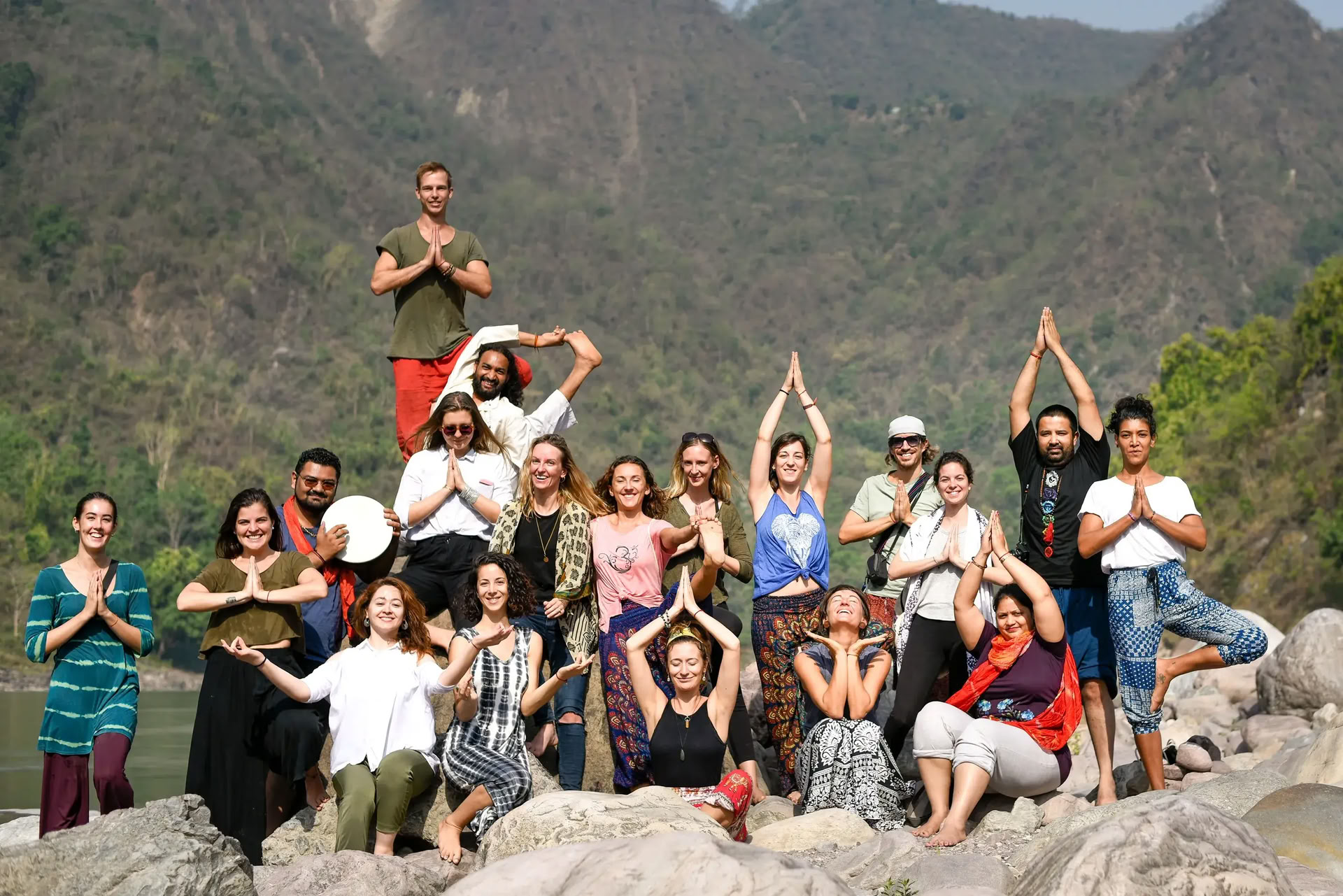 100-timmars ayurveda- och yogalärarutbildning i Rishikesh