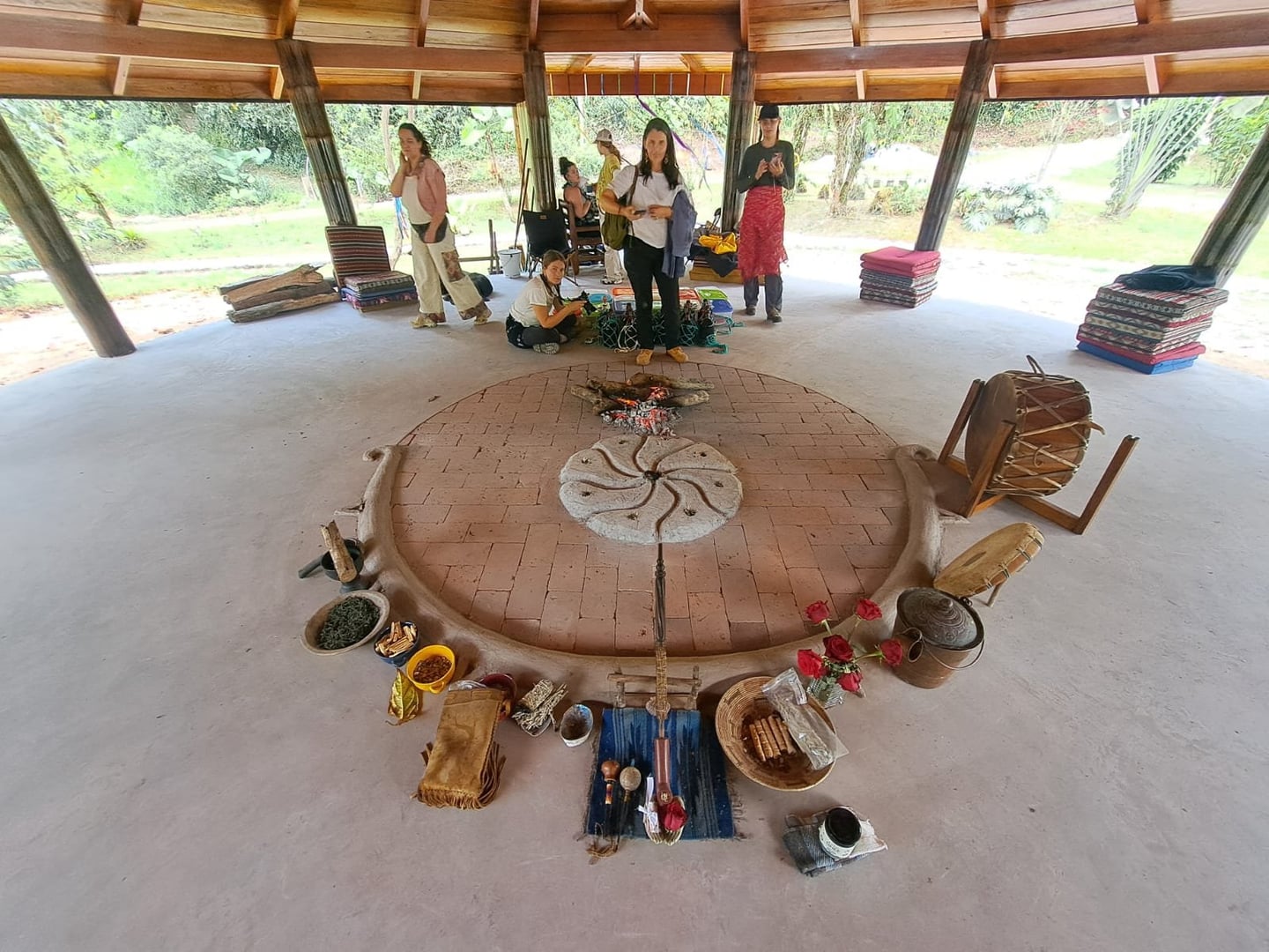 Ayahuasca-dagsceremoni på Hayulima naturreservat