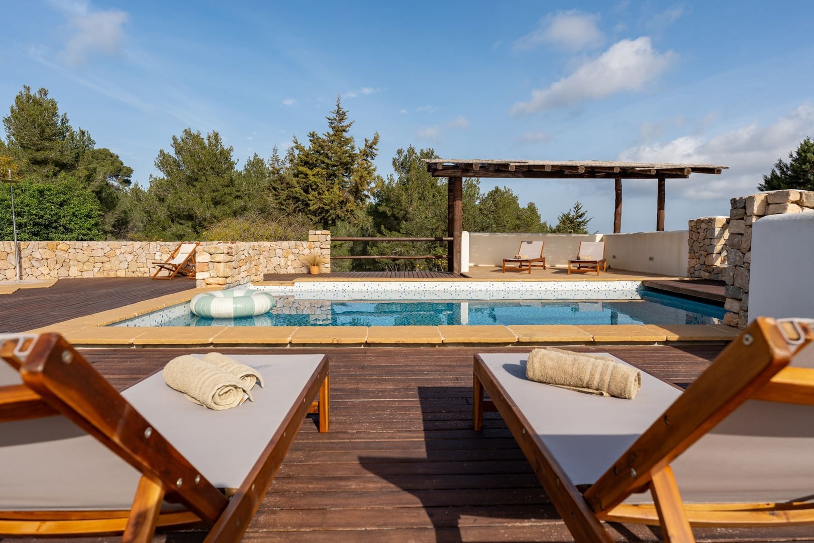 Yoga- och äventyrsretreat på Ibiza