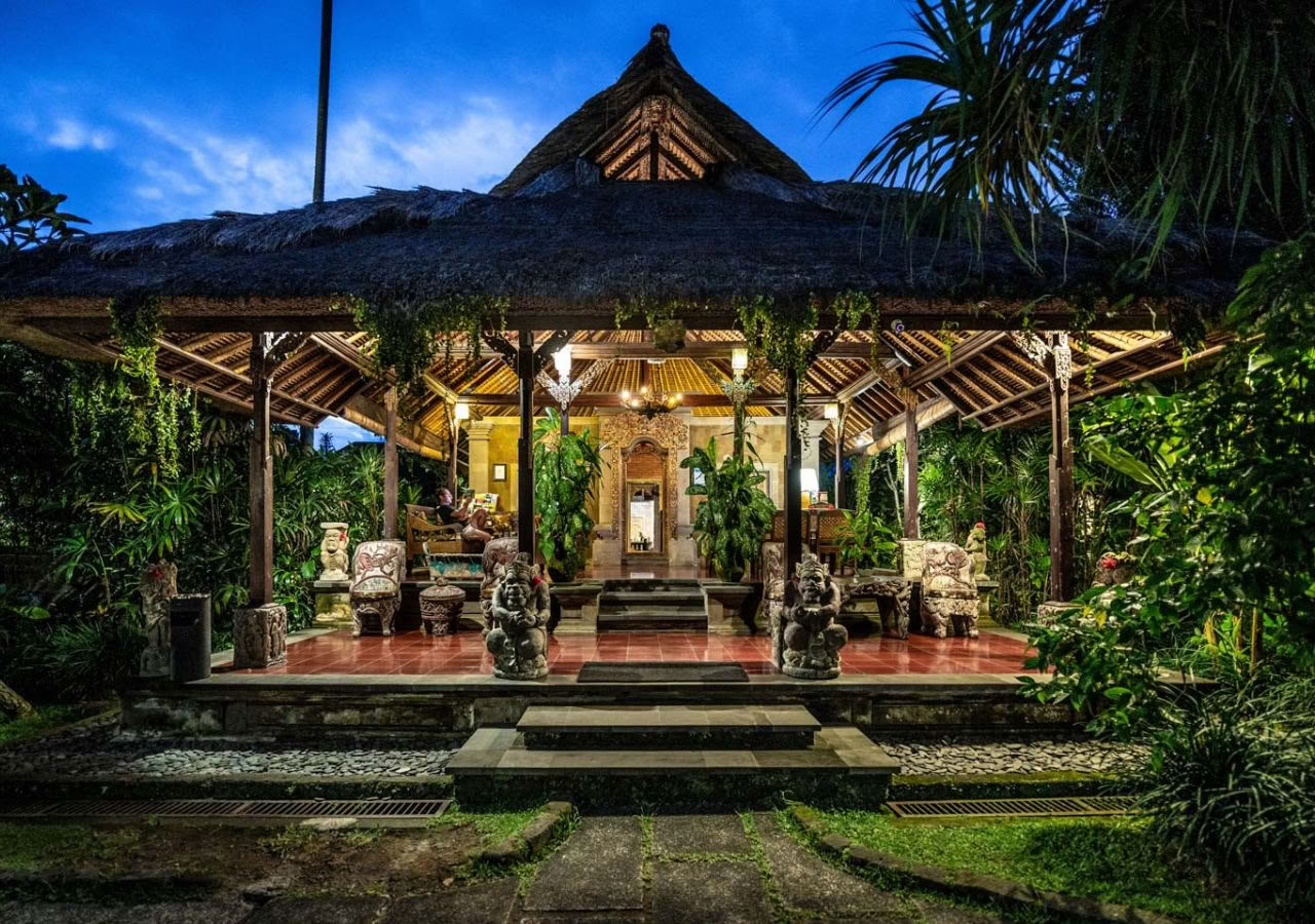 Bali 100-timmars yogalärarutbildning
