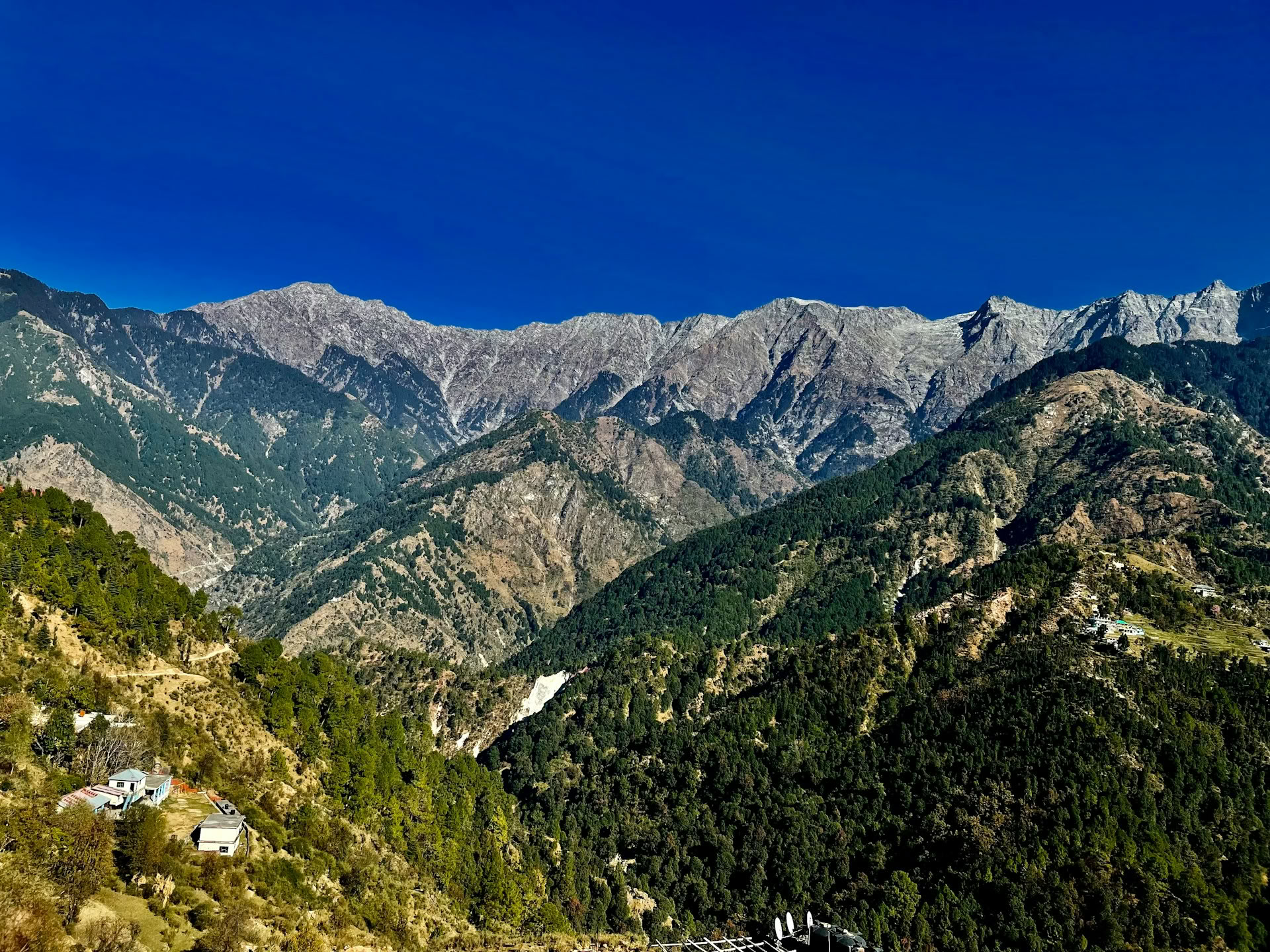 Läger, klättra och knyt kontakter – en familjeresa i Himalaya