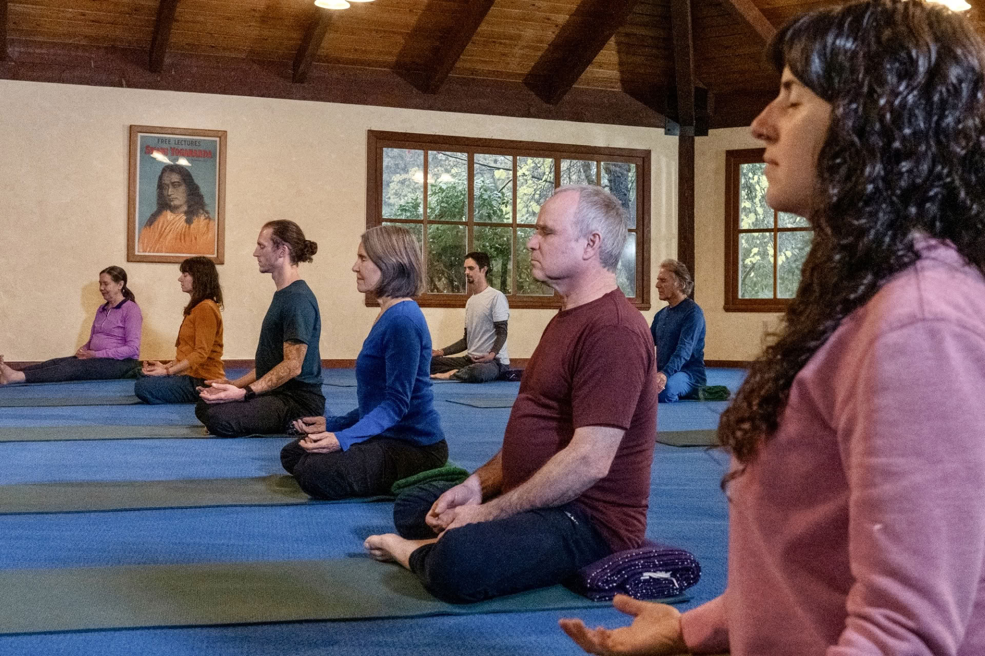 Grunderna i Ananda Yoga