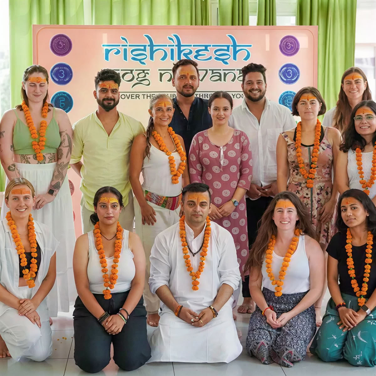300-timmars yogalärarutbildning i Rishikesh – 1 maj – 27 maj 2026