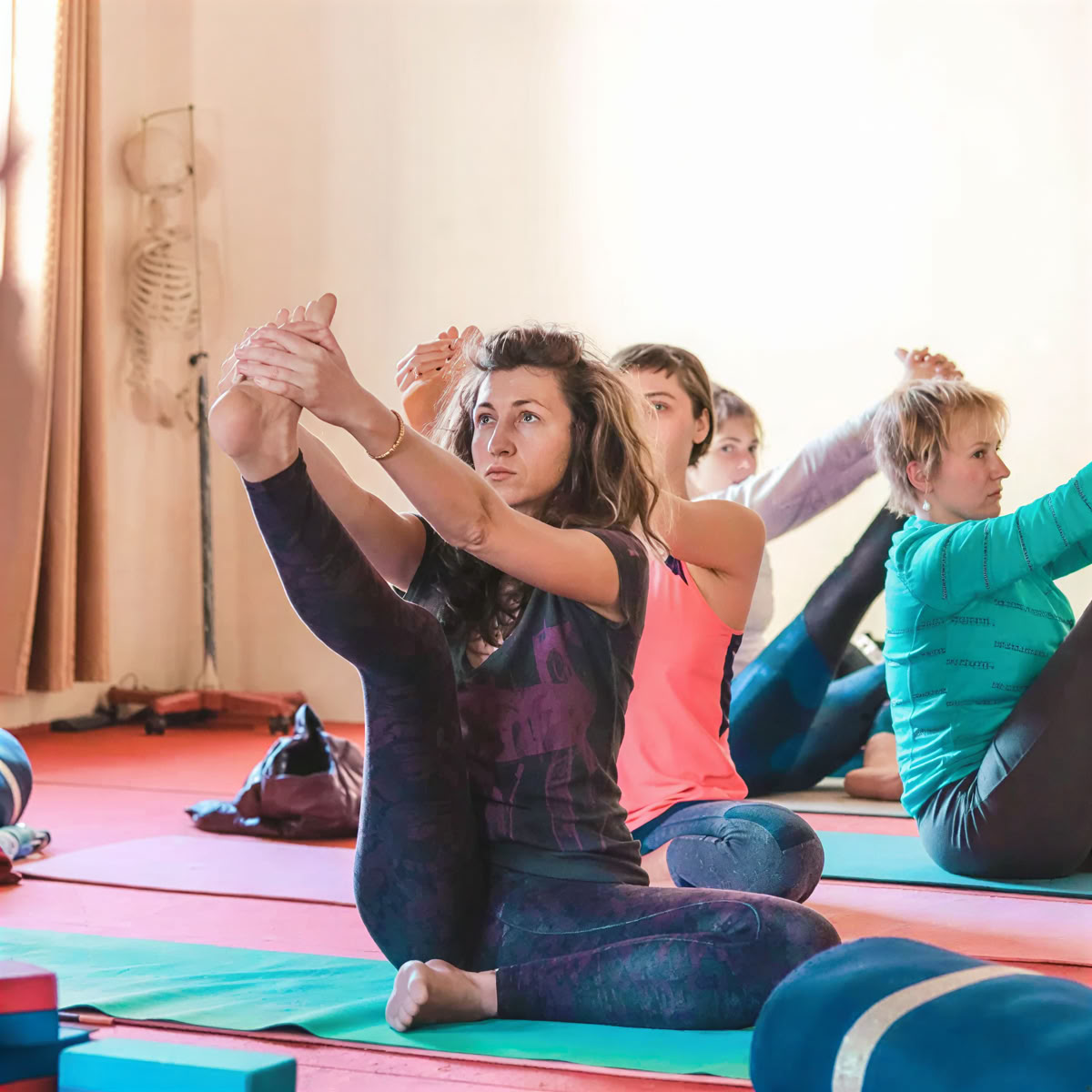 300-timmars yogalärarutbildning i Rishikesh – 1 maj – 27 maj 2026