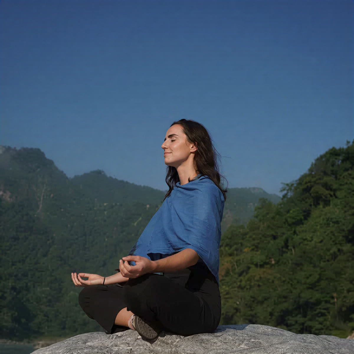 300-timmars yogalärarutbildning i Rishikesh – 1 maj – 27 maj 2026