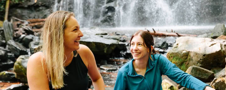 Jordad och Vild Kvinnors Yogaretreat