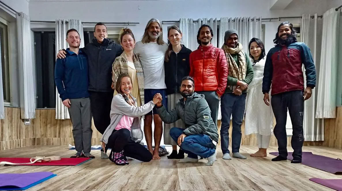 300 timmars Bhaktiyogalärarutbildning i Rishikesh, Indien