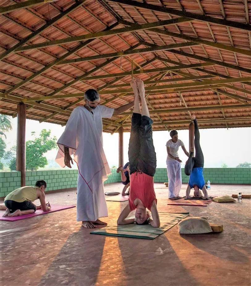 100 timmars yogautbildningsretreat för barn i Rishikesh – 10 dagar