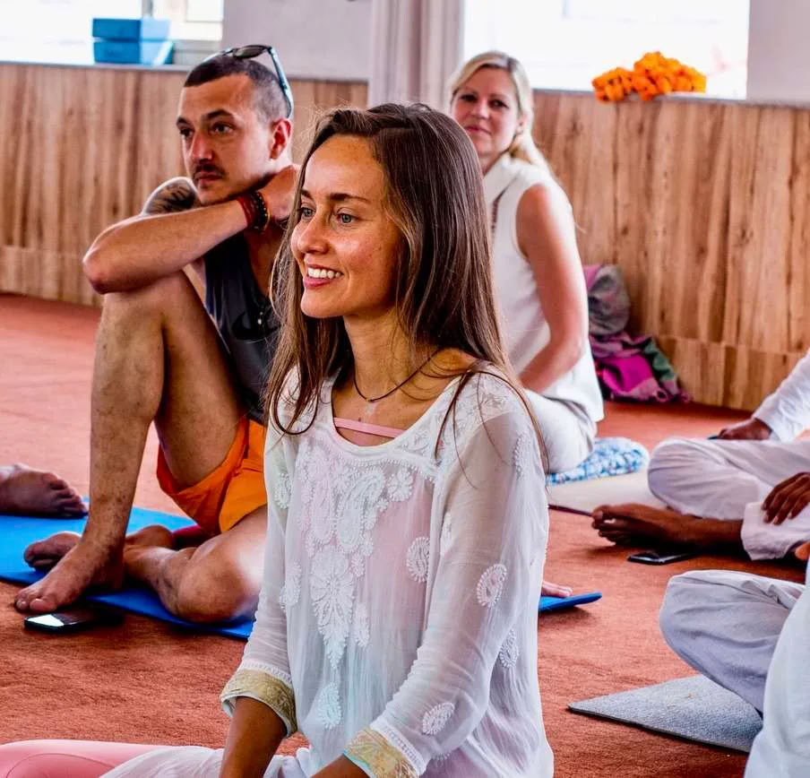 300 timmars lärarutbildning i hatha yoga i Rishikesh, Indien – 01 juli – 18 aug