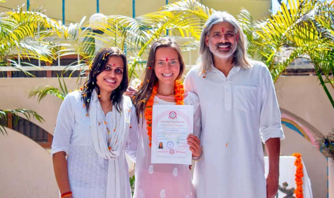 300 timmars lärarutbildningskurs i hatha yoga i Rishikesh, Indien – 01 nov – 19 dec