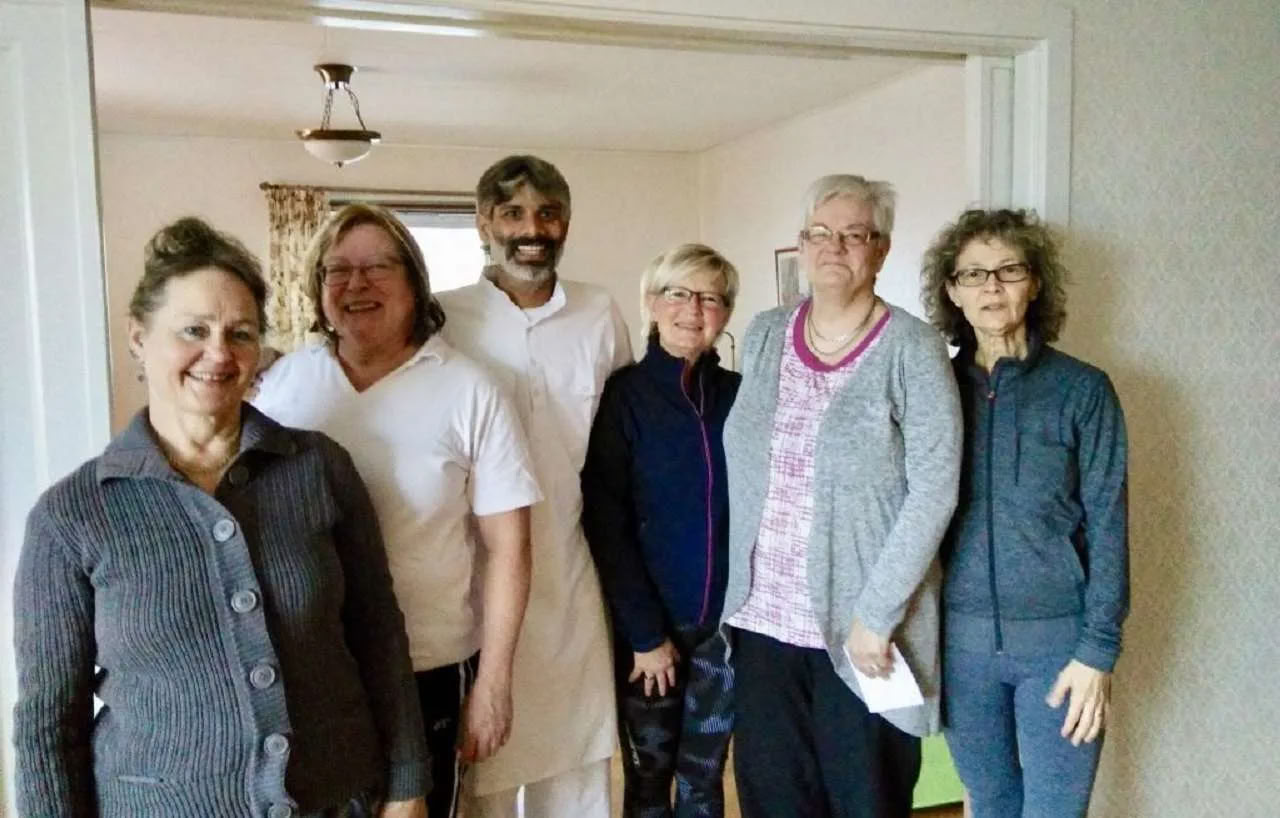 Yogaterapeutisk utbildningsretreat i Rishikesh, Indien