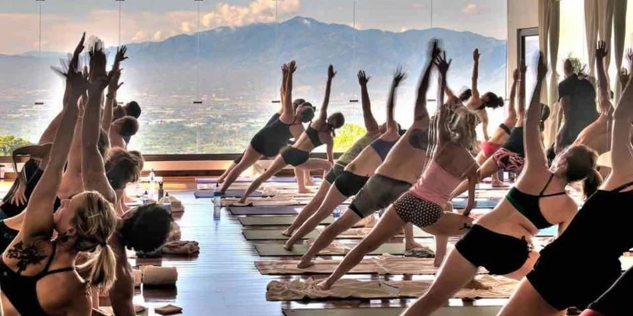 MrPilatesGuy presenterar het pilates i Costa Rica