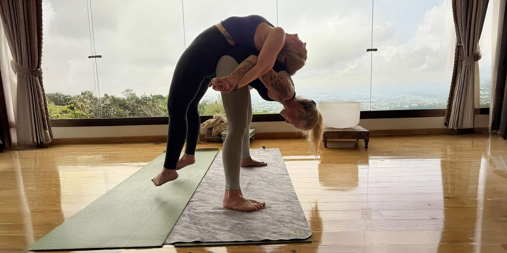 MrPilatesGuy presenterar het pilates i Costa Rica