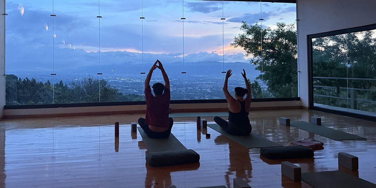 Yoga- och pilatesretreat i Costa Rica med Good Society Club