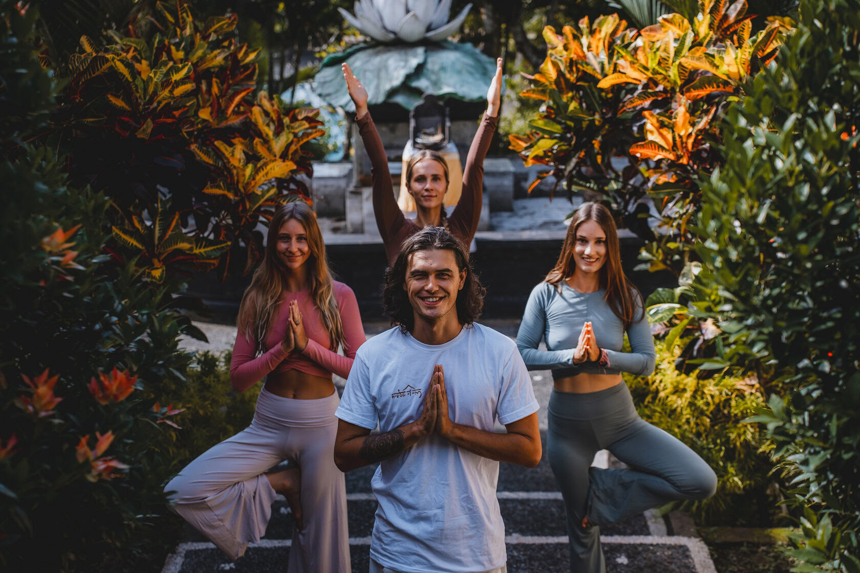 200 timmars yogalärarutbildning på Bali, Amertham