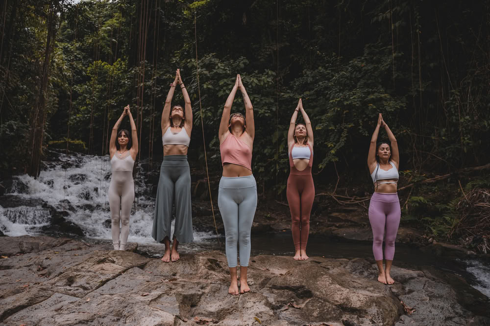 200 timmars yogalärarutbildning på Bali, Amertham