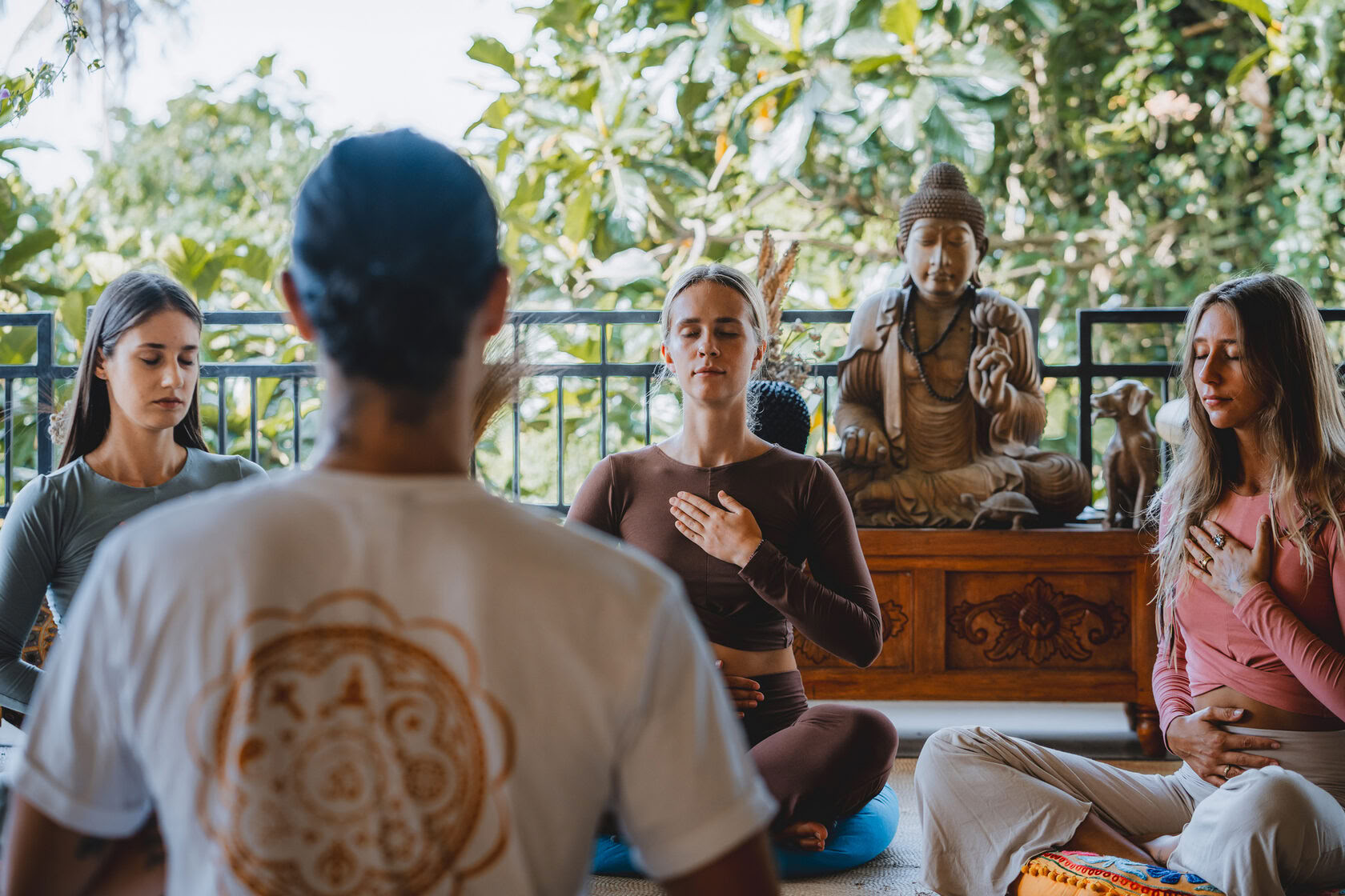 200 timmars yogalärarutbildning på Bali, Amertham