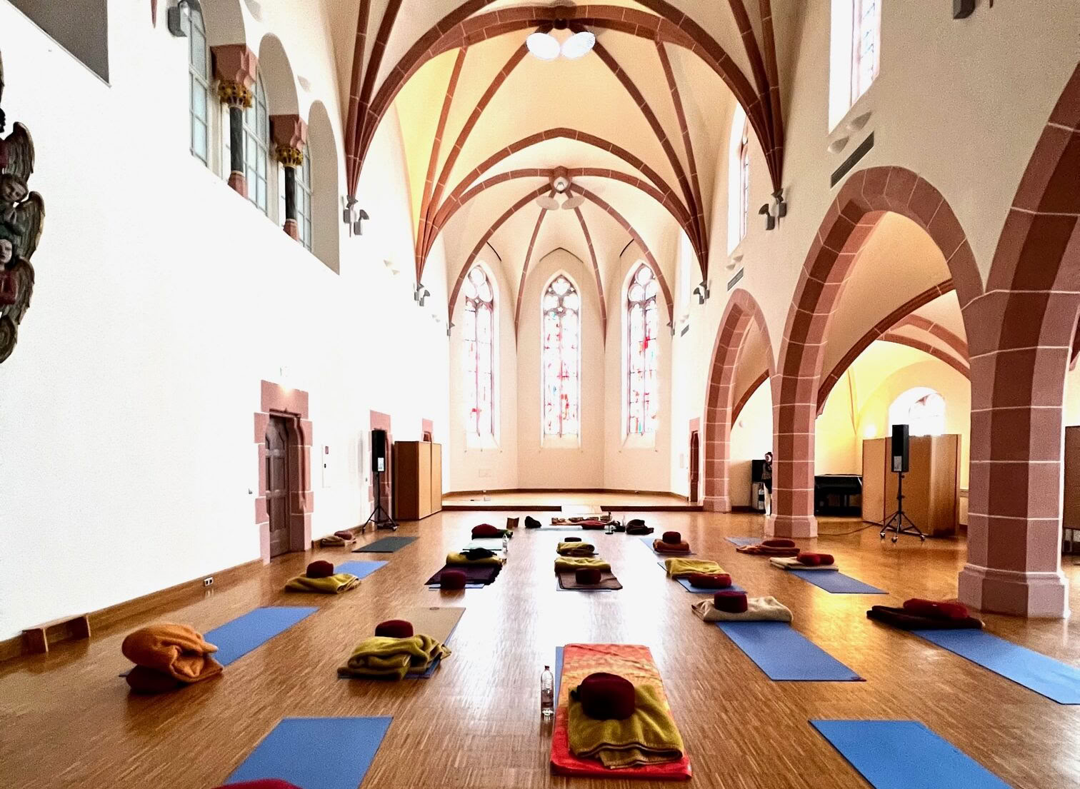 Yoga-detox-retreat med vandring på Kloster Waldbreitbach