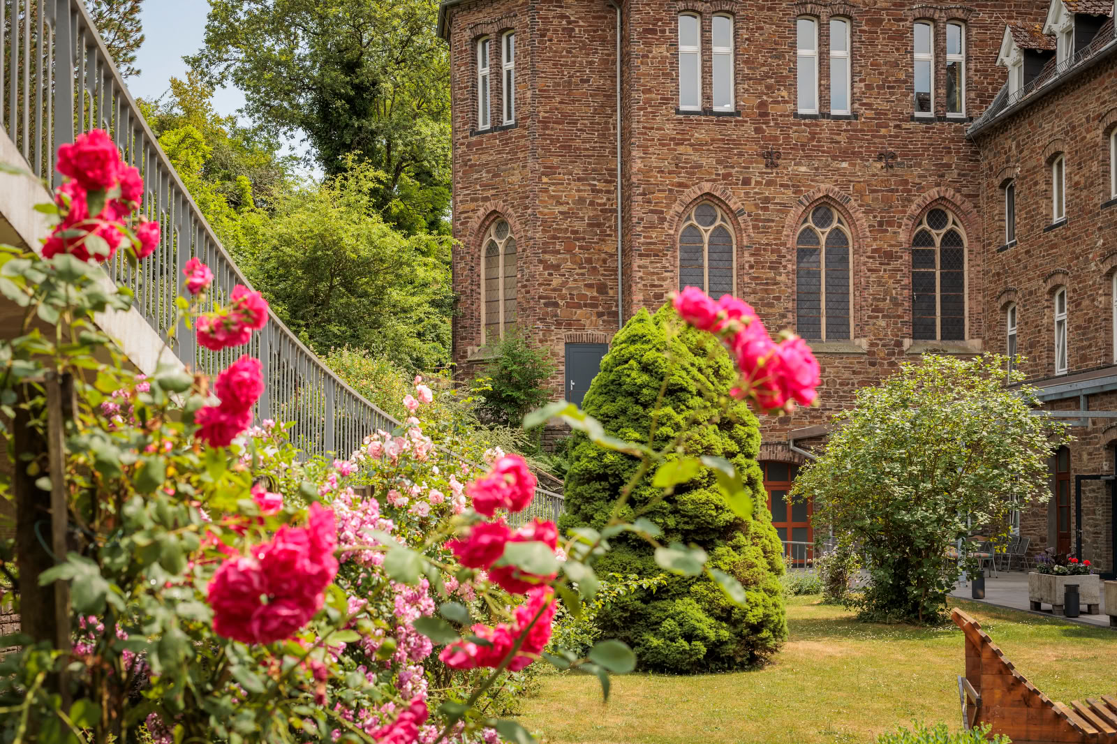 Yoga-detox-retreat med vandring på Kloster Waldbreitbach