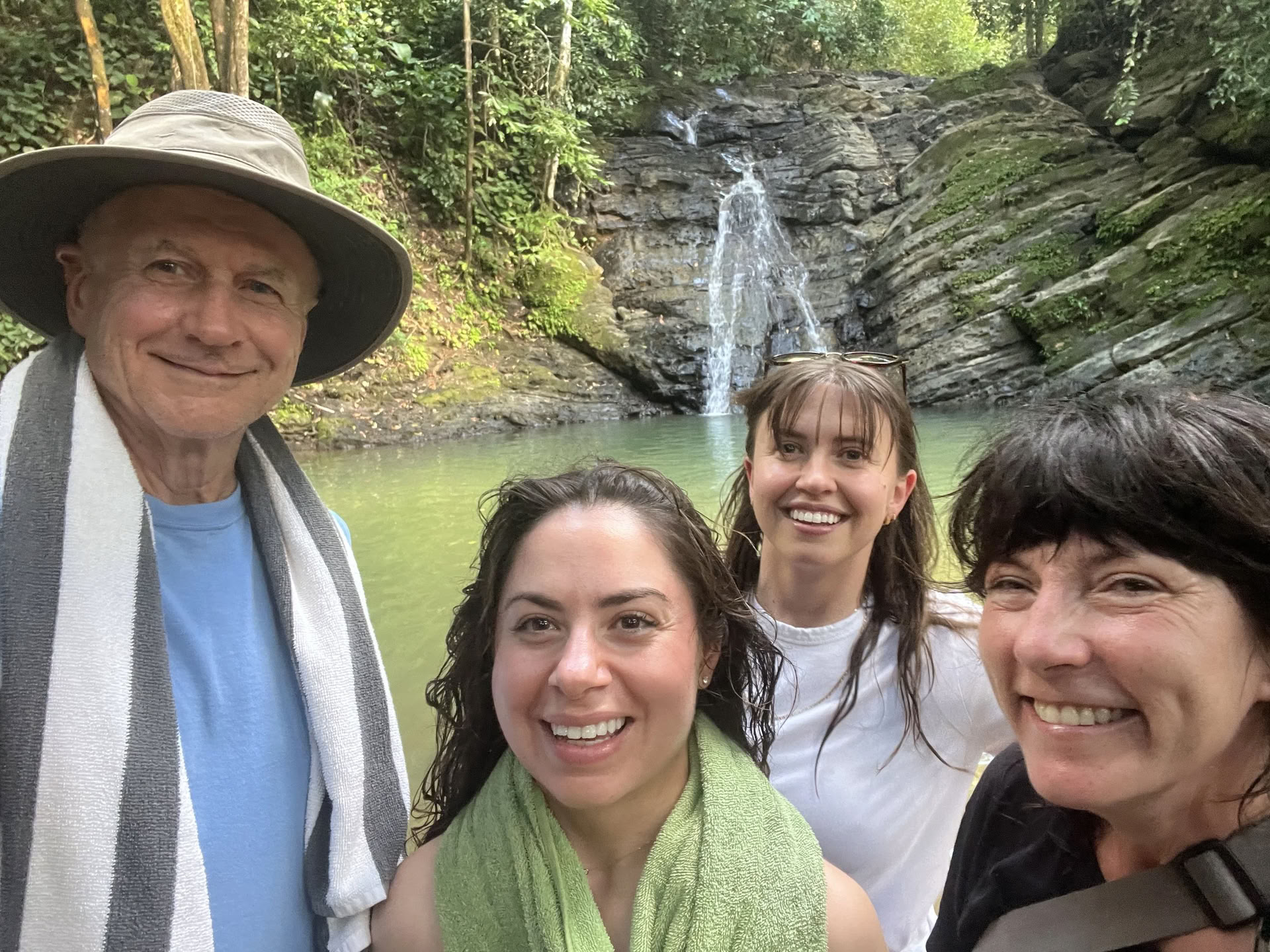 Upptäck Costa Rica med Lucy Cooke