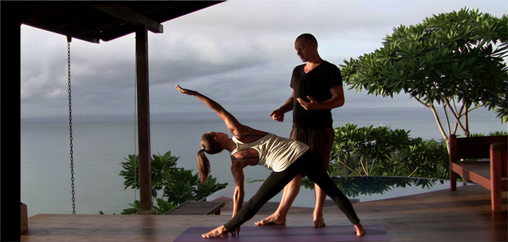 200 timmars Vinyasa- och Yin-yogalärarutbildning – Peter Kaaberbol Kristensen