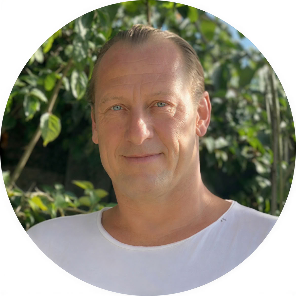 200 timmars Vinyasa- och Yin-yogalärarutbildning – Peter Kaaberbol Kristensen