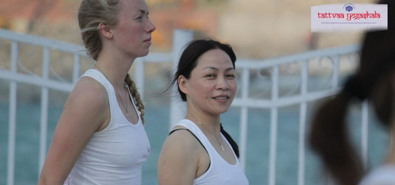 200-timmars yogalärarutbildning på Bali