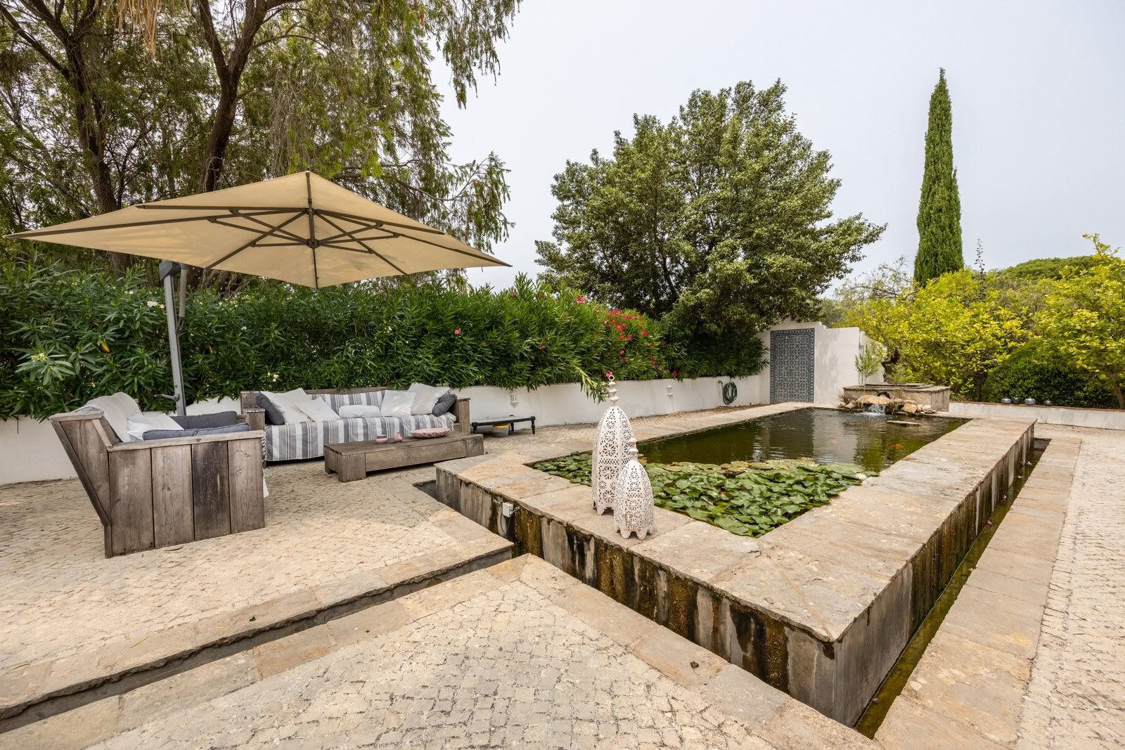 Dubbel ceremoni, 6-dagarsretreat