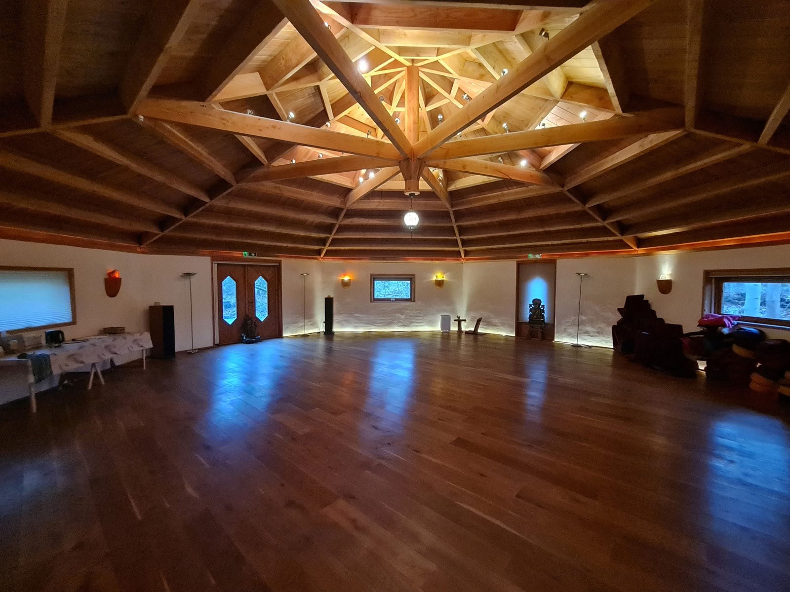 Dubbel ceremoni, 6-dagarsretreat