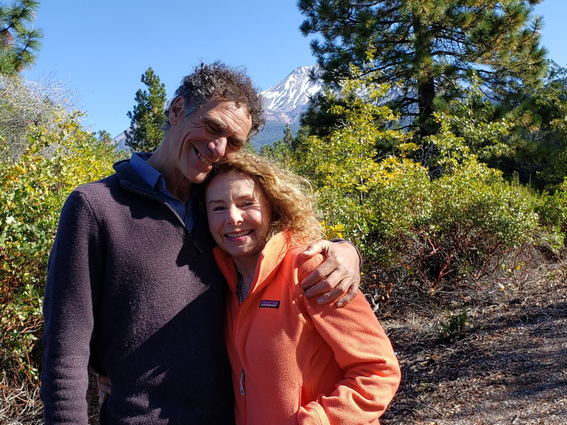 Premiumretreater vid Mount Shasta