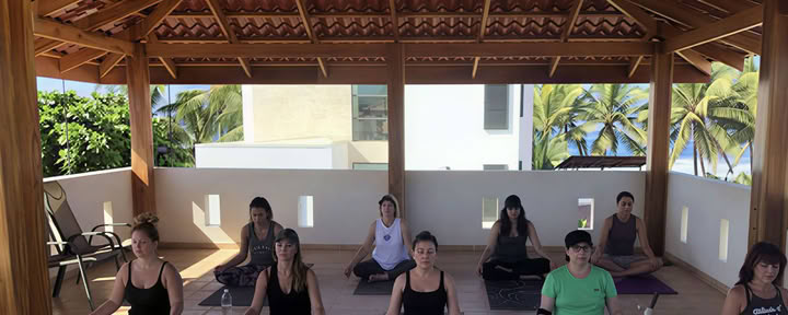 Yoga- och meditationsretreat för välmående
