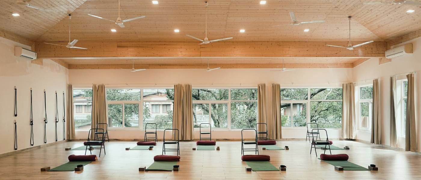 500-timmars yogalärarutbildning i Rishikesh, Indien – 21 juli–11 sep 2026