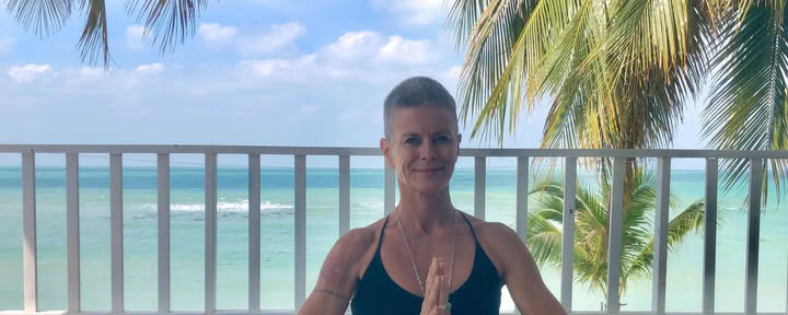 2 veckors yoga- och meditationsfördjupning: Räta upp ryggraden, gudomlig - del 2