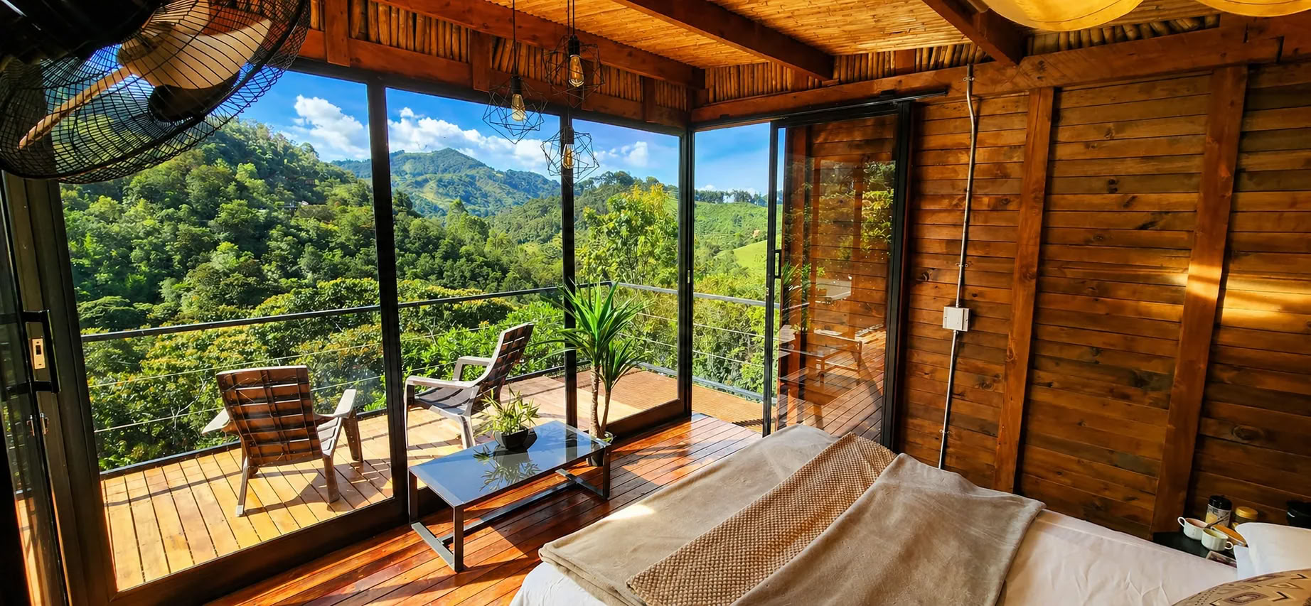 Ayahuascaretreat i Medellín i december 2026