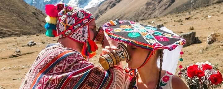Spirituell Pallay Punchu Rainbow Mountain (heldag)
