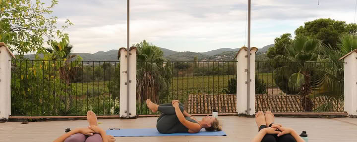 Yoga och läkning med hästar