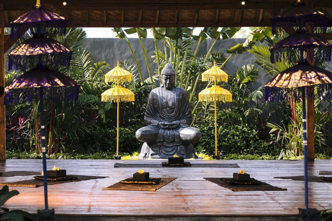 Lycksaligt yogaretreatpaket