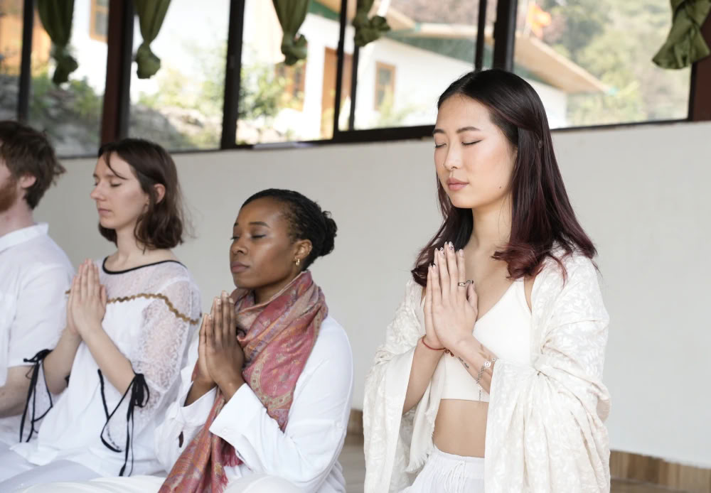 Gravid- och postnatal yogalärarutbildning i Rishikesh