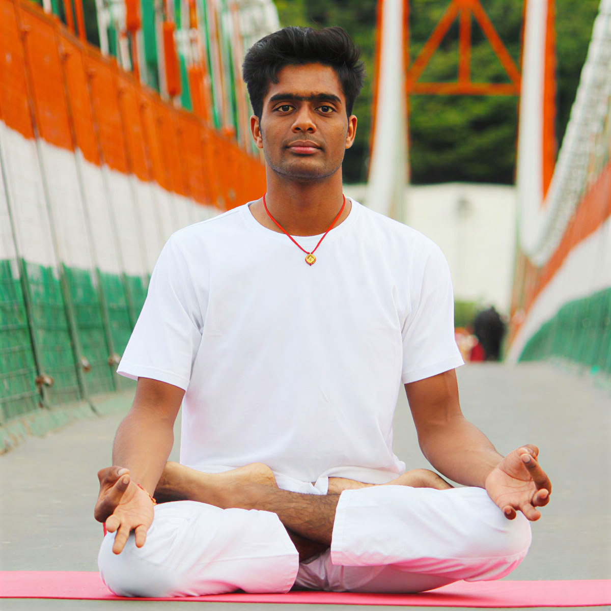 30-dagars lycksalig yoga-retreat / semester