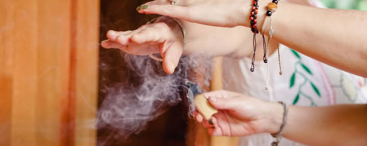 Ayahuasca augusti 2026 strålande förnyelseretreat (8 dagar)