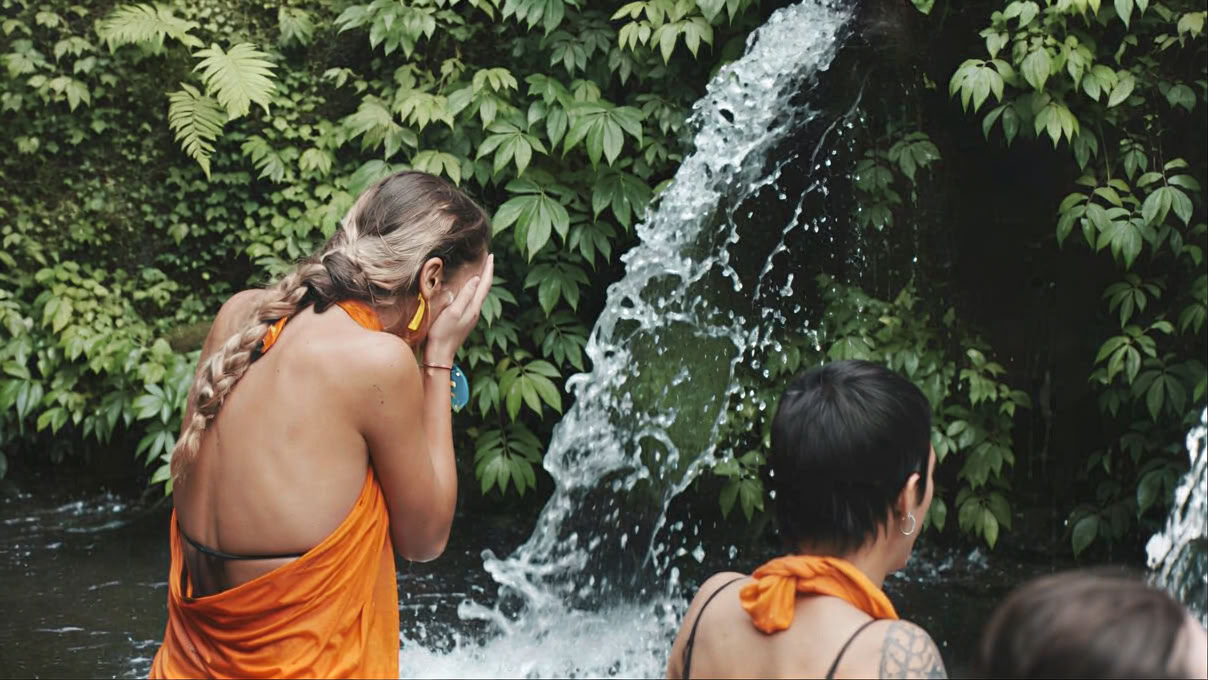300 timmars avancerad yogalärarutbildning Bali