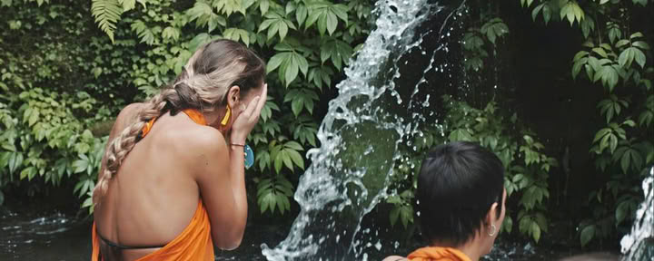 300 timmars avancerad yogalärarutbildning Bali
